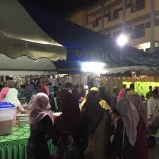 The sultan iskandar building or bangunan sultan iskandar (bsi) (jawi: Sek Men Sains Sultan Iskandar Mersing Johor
