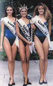 L'ex miss italia martina colombari, anima gemella dell'ex difensore milanista billy costacurta, in un'intervista a. Martina Colombari Confessa Dopo Miss Italia Ho Odiato La Mia Bellezza Giornale Di Sicilia
