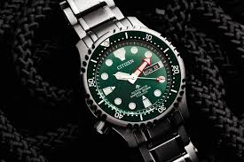 Citizen promaster tsuno chronograph racer. Citizen Promaster Marine Automatic Diver 200m Green Ny0100 50xe