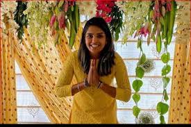 Veda krishnamurthy was born on 16 november 1992 in kadur, karnataka to sj krishnamurthy, a cable operator and cheluvamba krishnamurthy. Women S World T20 Veda Krishnamurthy Writing Fresh Script To Fit In New Scheme Of Things The New Indian Express