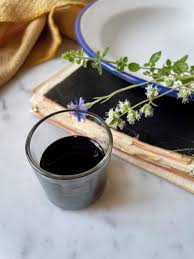 Ricetta nocino di san giovanni. Ricetta Del Liquore Nocino E La Tradizione Di San Giovanni Tortellini Co