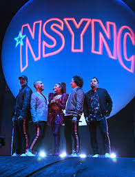Teaming up with justin bieber would've been enough. Movies Tv Music Ariana Grande Performed With Nsync At Coachella 2000s Choreography And All Popsugar Entertainment Photo 13