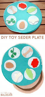 Passover color seder plate in hebrew. Pesach Toy Make A Felt Seder Plate Jewish Moms Crafters