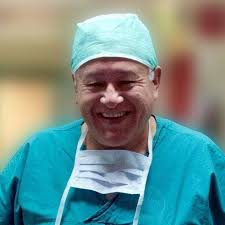 Eduardo Fernandez Neurochirurgo