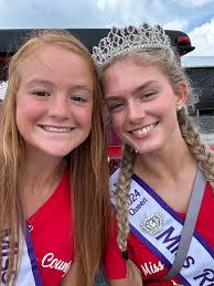 Happy birthday to our beautiful Miss Ripley County!!! Hope you have the  best day Sophia Sullivan 👑