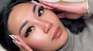 Antony Turner Permanent Makeup & Training