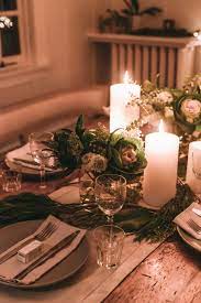 We all know how stressful and overwhelming hosting dinner parties can be during the busy holiday season. Hosting A Holiday Dinner Party Not Your Standard