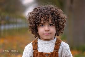 Leeds Outdoor Child Session Portrait Of A Cute Little Boy With Thick Dark Curly Hair Autumn Children Kids Hairstyles Boys Curly Hair Baby Curly Hair Baby Boy