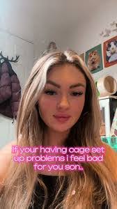 Karla Bentley's Instagram, Twitter & Facebook