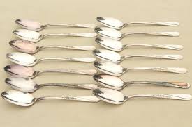 Wm rogers silver plate floral pattern. Spring Flower Wm Rogers International Silver Plate Flatware Estate Lot Vintage Silverware