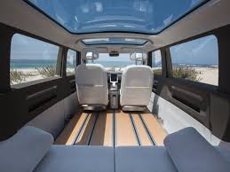The Volkswagen Bus Is Back With An Electric Twist Otomobil Vw Camper Konsept Arabalar