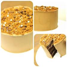 Un Delicieux Layer Cake Au Chocolat Avec Un Onctueux Glacage Speculoos Vraiment Trop Trop Bon Cake Chocolat Gateau Au Chocolat Moelleux Layer Cake Au Chocolat