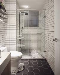 Mistura De Revestimentos Super Bem Bolada By Behance Que Deixou O Banheiro Super Estiloso Adoro O Re Remodelar Casa De Banho Desenho Do Piso Reforma Banheiro