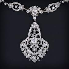Introduce an assortment of textures and colors as well as a refreshing air of drama by decorating with stoic sculptural works in any living room, dining room or bedroom, no matter the size or shape of the statues you choose. Cartier Antique Jewelry University