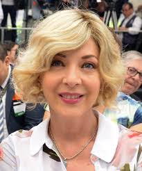 Alyssa Robidoux's Instagram, Twitter & Facebook