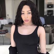 She has been involved with high profile me like mandla mthembu ,theunis crous and tebogo lerole. Khanyi Mbau Puts Bling Queen Days Behind Her