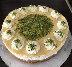 Schnelle Pfirsich Maracuja Torte Von Sue Ellen Chefkoch Rezept Pfirsich Maracuja Torte Maracuja Torte Lebensmittel Essen