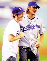 It S Very G Taylor Kitsch Friday Night Lights Good Looking Men