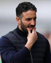 Comparing small teams to Manchester United