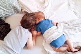 Doch wann muss ein kind ins bett gehen, damit es am nächsten morgen ausgeschlafen ist? Schlafenszeit Unser Abendritual So Klappt Das Zubettgehen