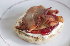It made me realize that i can't think of any other brands, except for supermarkets that have a store brand. What To Eat English Muffins With Cream Cheese Jam Bacon Fodmap Everyday