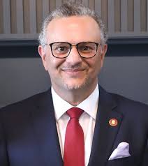 Klaus Bachmann o nowym Putinie z Afryki. Trump kupi metale ziem rzadkich w  Kongo, a Rwanda zostanie kozłem ofiarnym