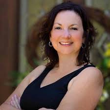 Marie Beatty's Instagram, Twitter & Facebook