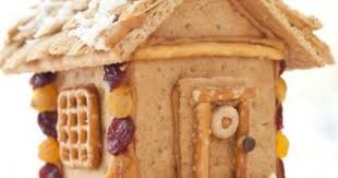 Healthy Alternative To Gingerbread House Graham Crackers Pretzels Dried Fruit Homemade Gingerbread House Holiday Snacks Graham Cracker Gingerbread House