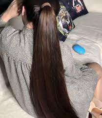 Video Mila Loves Ponytails Long Ponytail Hairstyles Long Hair Ponytail Long Hair Styles
