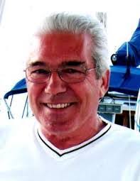 Robert Parente's Instagram, Twitter & Facebook