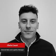 Teamwork is the key to our success.🤝 Our drivers and support teams  collaborate every day to help ensure smooth operations and satisfied  customers.