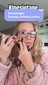 Kinesiotaping facial, vendaje, neuro muscular, para un correcto, drenaje  linfático en el rostro#kinesiotaping #marisavena #vendajeneuromuscular  #kinesiology #tratamientonoinvasivo #kinesiotape ...