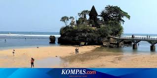 Check spelling or type a new query. Wisata Pantai Selatan Malang Buka Kembali Masih Uji Coba Protokol Kesehatan Halaman All Kompas Com