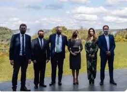 Las fotos de fabiola yañez junto al presidente alberto fernández en chile despertaron las sospechas entre los usuarios de la red social 'twitter', que comenzaron a preguntarse por un posible embarazo. 2h5fpgxrnqdlzm
