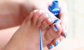 Decoración de uñas para pies francés diagonal y flores flowers nail art nlc image size = 1280x720 file type = jpg source image @ youtube.com download image. Unas Francesas De Colores Pies