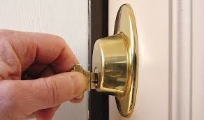 Those are the most common ways to unlock a deadbolt door without a key. How To Remove A Kwikset Deadbolt Lock Without Screws