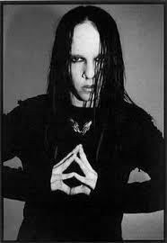 Former slipknot drummer joey jordison, one of the founding members of the hard rock band, has died at age 46, his family announced tuesday (july 27). Joey Jordison