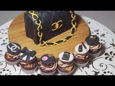 Chanel Handtasche Torte Und Cupcakes Dekorieren Mit Fondant Mademoiselle Cupcake Handtasche Torte Cupcakes Cupcakes Dekorieren