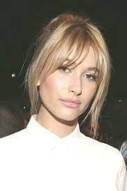 Party Frisuren Fur Lange Blonde Haare Gerade Mit Side Bangs 2018 Frisyrer Frisuren Coiffures Hairstyles Side Bangs Hairstyles Hairstyle Long Blonde Hair