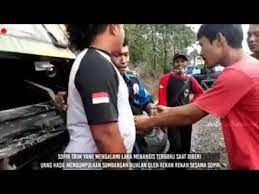 Flight is the fastest way to travel between magelang and kampung rambutan. Linus Transport Magelang Isuzu Indonesia Edit I Did Of Ben S Waking Up In Tunisia In The Shape Of Things To Come Combined With Moving The Island In The 4th Season