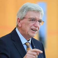 27,198 likes · 150 talking about this. Corona In Hessen Ministerprasident Volker Bouffier Im Interview So Geht Es Weiter Kassel