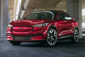 The standard range uses a 76kw battery delivering 260ps and advertised range of 260 miles. Find The Best Ford Mustang Mach E Lease Deals In California Edmunds