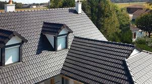 Couverture en plaques nervurées issues de tôles d'acier revêtues ;; Toiture Materiau Isolation Tuiles Cote Maison