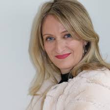 Julia Blackman Byrne (@Juliajb12bb)