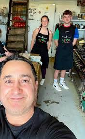 Noreen Conroy's Instagram, Twitter & Facebook