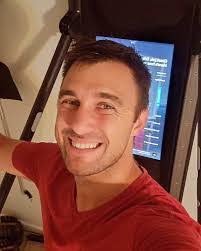 Eric Stelzer's Instagram, Twitter & Facebook