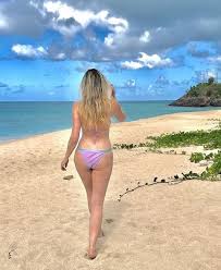 #dani calabresa #mtv #comédia #comedia #engraçado #humor #brasil #barbie. Dani Calabresa Arranca Suspiros Em Foto De Biquini Famosos Gshow