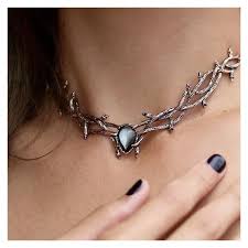 Black And Gold Jewelry Stand Pin By Esther Miller On My Polyvore Finds Black Gold Jewelry Gold Jewelry Fashion Gold Pearl Jewelry