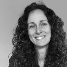 Tara Stein's Instagram, Twitter & Facebook