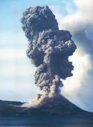 Les éruptions volcaniques « explosives » : des grandes aux petites ...